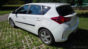 Predám TOYOTA AURIS - 4