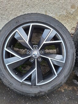 Škoda kodiaq 235/50 r19 - 4