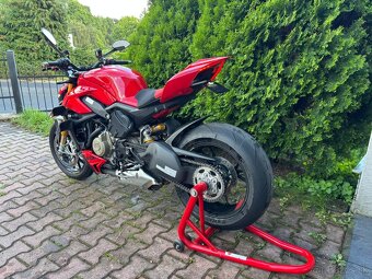 DUCATI STREETFIGHTER V4 S - 4