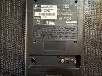Tenký Monitor LG FLATRON 20EN33SS – 20” LED, Full HD - 4