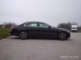Mercedes Benz Eclass - 4