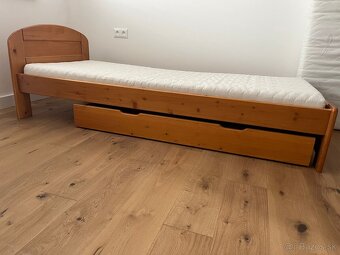 Predam drevennu postel na matrac 200x80 - 4