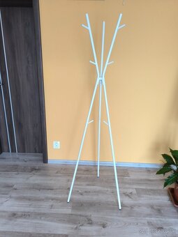 Predám vešiak na kabaty - 4