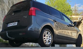 Peugeot 5008 1.6eHDi-7.miestne-automat.prevodovka-NováTKaEK - 4