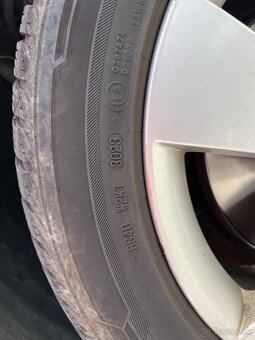 225/50 R17 zimne - 4