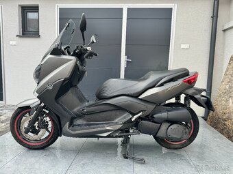 Yamaha X Max 250 Scooter - 4