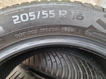 Vredestein 205/55R16 celoročne - 4