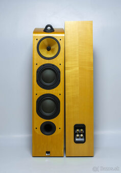 Bowers & Wilkins 703 - 4