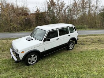 Lada Niva 4x4, 5 dverová - 4