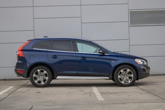 Volvo XC60 D5 AWD Momentum 4X4 - 4
