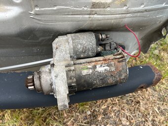 Skoda fabia 2 1,2 htp 51 kw prevodovka starter poloosi - 4
