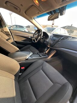 Hyundai i 40 cw - 4