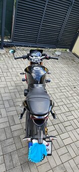 Triumph Street Triple 675 - 4