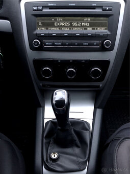 ŠKODA OCTAVIA 2 FL. 1.2 TSI Ambiente r.2012 - 92 140km - 4