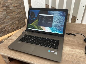 Medion Akoya e7416-17"HD+/Intel 3805u/8gb ram/128gb ssd - 4