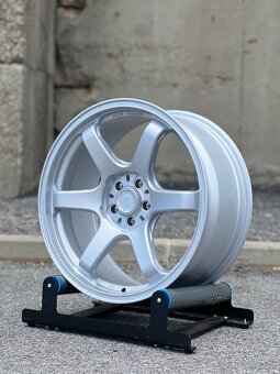 Disky Japan racing R18 SL03 5x100 - 4