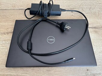 Predám Výkonný Dell Vostro 7510 (i7, RTX 3050) - 4