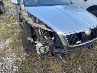 Predám škodu octavia 1,9 TDi - 4