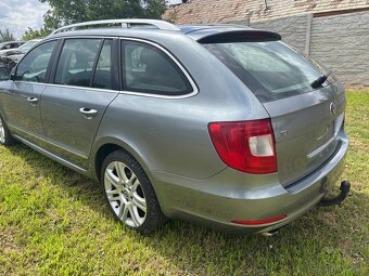 Skoda Superb 2.0tdi DSG - 4