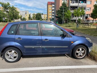 Ford fiesta - 4