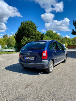 Predám Citroen Xsara Picasso 1.6i - 4