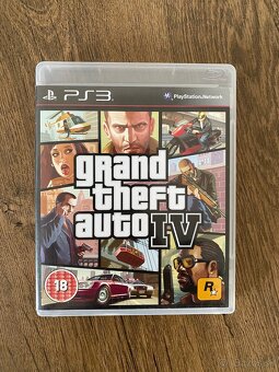 Playstation 3 Super Slim - 4