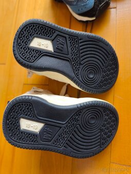 Chlapčenská obuv veľkosť 18-20 - 4