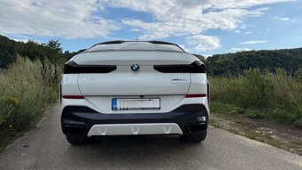 BMW X6 30d 210kW Bowers & Wilkins - 4