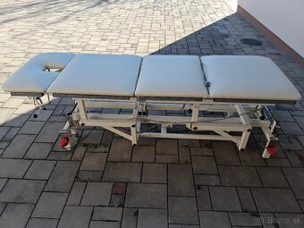 Chiropraktické masážne lehátko - 4