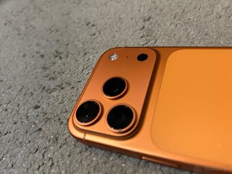 Apple iPhone 17 Pro 256 GB – Cosmic Orange - 4