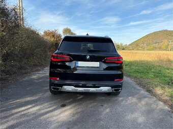 BMW X5 3,0D, r.2023 TOP výbava, 49 106€ bez DPH, 7 miest - 4