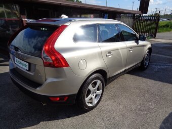 Volvo XC60 D5 Kinetic Geartronic AWD - 4