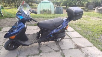 Skúter Suzuki - 4