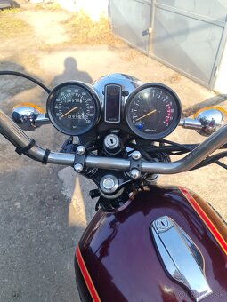 Yamaha XS400 - 4