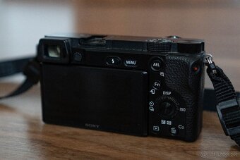 Sony a6100 - 4