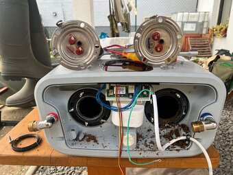 Ariston Velis EVO 100 - 4