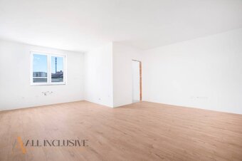 ALL INCLUSIVE | NA PREDAJ 3-IZBOVÝ BYT SO ZÁHRADOU , DUNAJSK - 4