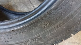 Michelin agilis 215/60 r17C - 4