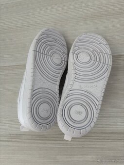Tenisky Nike court borough low 2 - 4