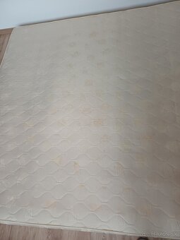 Darujem matrac 190x180x16cm - 4