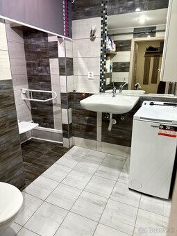 3 izbový rekonštruovaný byt s vlastným kúrením,72 m2, Lipany - 4