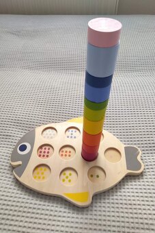 2x drevena vkladacka: rybka-cisla, farby + vkladacka hodiny - 4