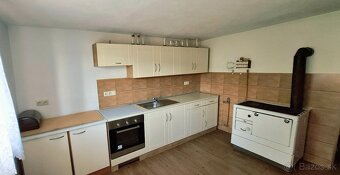 Rodinný dom (chalupa) v Jablonke - 4