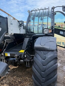 Teleskopický nakladač Bobcat 3780HF - 4