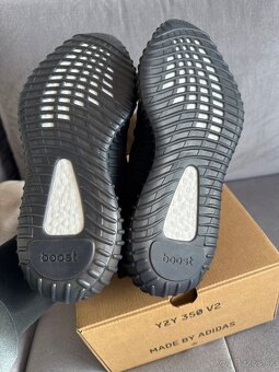 Yeezy 350 v2 us7 onyx - 4