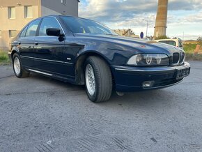 BMW 5 540 i A/T e39 - 4