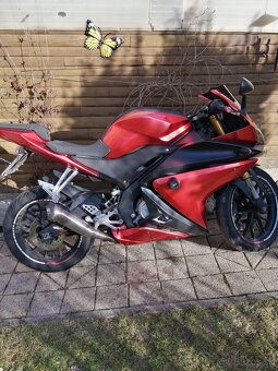 Yamaha yzf-r125 - 4