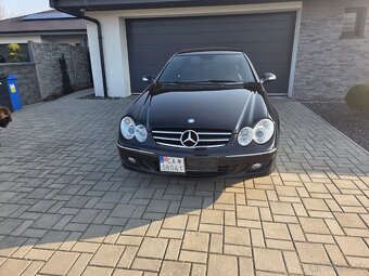 Mercedes benz CLK 220 - 4