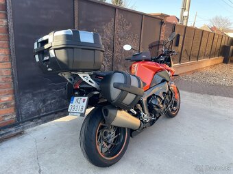 Bmw K1300R Akrapovič vyfuk karbonové doplnky - 4