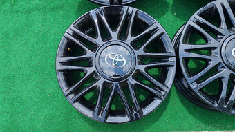 4x100 R15 --- TOYOTA AYGO - 4